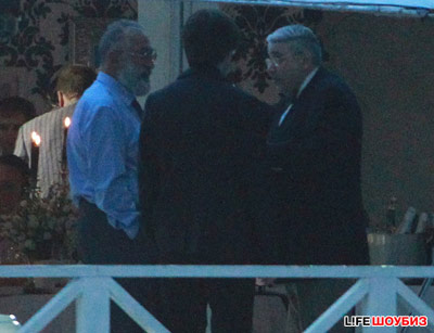 %D0%93%D0%B0%D0%BB%D0%BA%D0%B8%D0%BD%20%D0%BE%D1%82%D0%BC%D0%B5%D1%82%D0%B8%D0%BB%20%D1%81%D0%B2%D0%BE%D0%B5%2035-%D0%BB%D0%B5%D1%82%D0%B8%D0%B5%20%D0%B2%20%D0%BE%D0%B4%D0%BD%D0%BE%D0%BC%20%D0%B8%D0%B7%20%D1%8D%D0%BB%D0%B8%D1%82%D0%BD%D1%8B%D1%85%20%D1%8F%D1%85%D1%82-%D0%BA%D0%BB%D1%83%D0%B1%D0%BE%D0%B2%20%D1%81%D1%82%D0%BE%D0%BB%D0%B8%D1%86%D1%8B