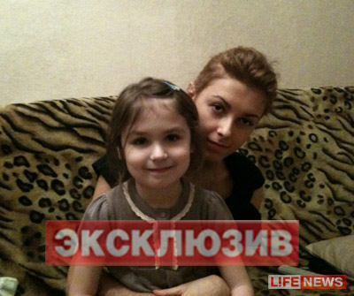 %D0%AE%D0%BB%D0%B8%D1%8F%20%D1%81%D0%BE%20%D1%81%D0%B2%D0%BE%D0%B5%D0%B9%20%D0%BF%D0%BB%D0%B5%D0%BC%D1%8F%D0%BD%D0%BD%D0%B8%D1%86%D0%B5%D0%B9%20-%20%D0%B4%D0%BE%D1%87%D0%BA%D0%BE%D0%B9%20%D0%B1%D1%80%D0%B0%D1%82%D0%B0%20%D0%90%D0%BD%D0%B4%D1%80%D0%B5%D1%81%D0%B0