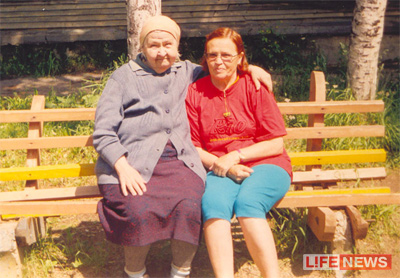 %D0%9D%D0%B8%D0%BD%D0%B0%20%D0%9A%D0%BE%D0%B7%D0%BB%D0%BE%D0%B2%D0%B0%20%D1%81%D0%BE%20%D1%81%D0%B2%D0%BE%D0%B5%D0%B9%20%D0%BF%D0%BB%D0%B5%D0%BC%D1%8F%D0%BD%D0%BD%D0%B8%D1%86%D0%B5%D0%B9%20%D0%B7%D0%B0%20%D0%B3%D0%BE%D0%B4%20%D0%B4%D0%BE%20%D1%81%D0%BC%D0%B5%D1%80%D1%82%D0%B8