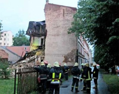 %D0%A1%D1%82%D0%B5%D0%BD%D0%B0%20%D0%B7%D0%B4%D0%B0%D0%BD%D0%B8%D1%8F%20%D1%80%D1%83%D1%85%D0%BD%D1%83%D0%BB%D0%B0%20%D0%BE%D1%82%20%D1%83%D0%B4%D0%B0%D1%80%D0%B0%20%D0%BC%D0%BE%D0%BB%D0%BD%D0%B8%D0%B8%2C%20%D1%84%D0%BE%D1%82%D0%BE%20%D1%81%20%D1%81%D0%B0%D0%B9%D1%82%D0%B0%20kasjauns.lv