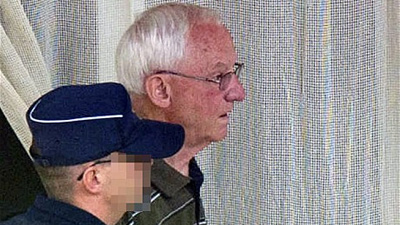 %D0%9E%D1%82%D0%B5%D1%86%20%D1%82%D0%B5%D1%80%D1%80%D0%BE%D1%80%D0%B8%D1%81%D1%82%D0%B0%20%D0%BF%D1%80%D1%8F%D1%87%D0%B5%D1%82%D1%81%D1%8F%20%D0%BE%D1%82%20%D0%BA%D0%B0%D0%BC%D0%B5%D1%80%20(%D1%84%D0%BE%D1%82%D0%BE%20%D1%81%20%D1%81%D0%B0%D0%B9%D1%82%D0%B0%20thesun.co.uk)