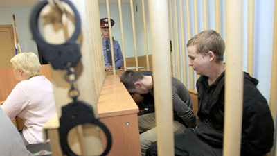 %D0%97%D0%B0%20%D1%83%D0%B1%D0%B8%D0%B9%D1%81%D1%82%D0%B2%D0%BE%20%D1%82%D1%80%D0%B5%D1%85%20%D1%81%D1%82%D0%B0%D1%80%D1%83%D1%88%D0%B5%D0%BA%20%D0%BC%D0%BE%D0%BB%D0%BE%D0%B4%D1%8B%D0%B5%20%D0%BB%D1%8E%D0%B4%D0%B8%20%D0%BF%D0%BE%D0%BB%D1%83%D1%87%D0%B8%D0%BB%D0%B8%20%D0%BC%D0%B0%D0%BA%D1%81%D0%B8%D0%BC%D0%B0%D0%BB%D1%8C%D0%BD%D1%8B%D0%B5%20%D1%81%D1%80%D0%BE%D0%BA%D0%B8