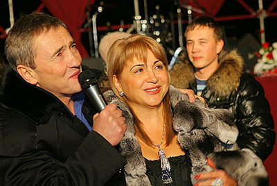 %D0%9C%D1%8D%D1%80%20%D0%9A%D0%B8%D0%B5%D0%B2%D0%B0%20%D0%9B%D0%B5%D0%BE%D0%BD%D0%B8%D0%B4%20%D0%A7%D0%B5%D1%80%D0%BD%D0%BE%D0%B2%D0%B5%D1%86%D0%BA%D0%B8%D0%B9%20%D1%81%20%D0%B6%D0%B5%D0%BD%D0%BE%D0%B9%20%D0%90%D0%BB%D0%B8%D0%BD%D0%BE%D0%B9%20%D0%90%D0%B9%D0%B2%D0%B0%D0%B7%D0%BE%D0%B2%D0%BE%D0%B9%20(%D1%84%D0%BE%D1%82%D0%BE%20Reuters)