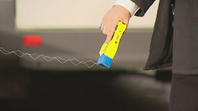 20-%D0%BB%D0%B5%D1%82%D0%BD%D0%B8%D0%B9%20%D0%BF%D0%BE%D0%B4%D1%80%D0%BE%D1%81%D1%82%D0%BE%D0%BA%20%D1%83%D0%BC%D0%B5%D1%80%20%D0%BE%D1%82%20%D1%83%D0%B4%D0%B0%D1%80%D0%B0%20%D1%8D%D0%BB%D0%B5%D0%BA%D1%82%D1%80%D0%BE%D1%88%D0%BE%D0%BA%D0%B0%20(%D1%84%D0%BE%D1%82%D0%BE%20%D1%81%20%D1%81%D0%B0%D0%B9%D1%82%D0%B0%20thesun.co.uk)