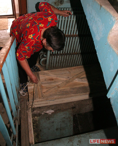 %D0%A9%D0%B5%D0%BD%D0%BE%D0%BA%20%D0%B2%D1%8B%D0%B6%D0%B8%D0%BB%20%D0%BB%D0%B8%D1%88%D1%8C%20%D0%B1%D0%BB%D0%B0%D0%B3%D0%BE%D0%B4%D0%B0%D1%80%D1%8F%20%D0%B7%D0%B0%D0%B1%D0%BE%D1%82%D0%B5%20%D1%81%D0%BE%D1%81%D0%B5%D0%B4%D0%BA%D0%B8