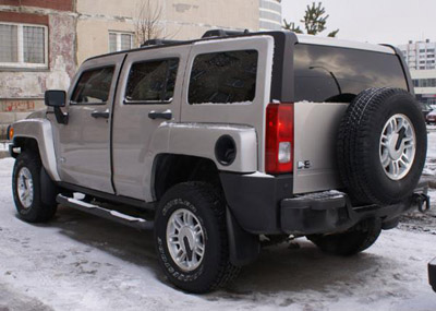 %D0%9F%D0%BE%D0%BB%D0%BE%D0%B2%D0%B8%D0%BD%D1%83%20%D1%83%D0%BA%D1%80%D0%B0%D0%B4%D0%B5%D0%BD%D0%BD%D1%8B%D1%85%20%D0%B4%D0%B5%D0%BD%D0%B5%D0%B3%20%D0%B4%D0%B5%D0%B2%D1%83%D1%88%D0%BA%D0%B0%20%D0%BF%D0%BE%D1%82%D1%80%D0%B0%D1%82%D0%B8%D0%BB%D0%B0%20%D0%BD%D0%B0%20%D0%B0%D0%B2%D1%82%D0%BE%20%D0%B4%D0%BB%D1%8F%20%D0%BB%D1%8E%D0%B1%D0%B8%D0%BC%D0%BE%D0%B3%D0%BE