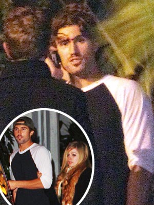 %D0%91%D1%80%D0%BE%D0%B4%D0%B8%20%D0%94%D0%B6%D0%B5%D0%BD%D0%BD%D0%B5%D1%80%20%D0%BF%D0%BE%D0%BB%D1%83%D1%87%D0%B8%D0%BB%20%D0%BF%D0%B8%D0%B2%D0%BD%D0%BE%D0%B9%20%D0%B1%D1%83%D1%82%D1%8B%D0%BB%D0%BA%D0%BE%D0%B9%20%D0%BF%D0%BE%20%D0%B3%D0%BE%D0%BB%D0%BE%D0%B2%D0%B5