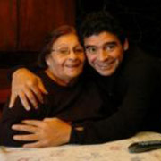 %D0%A1%D0%B5%D0%BD%D1%8C%D0%BE%D1%80%D0%B0%20%D0%9C%D0%B0%D1%80%D0%B0%D0%B4%D0%BE%D0%BD%D0%B0%20%D1%81%D0%BA%D0%BE%D0%BD%D1%87%D0%B0%D0%BB%D0%B0%D1%81%D1%8C%20%D0%B2%20%D0%B2%D0%BE%D0%B7%D1%80%D0%B0%D1%81%D1%82%D0%B5%2082%20%D0%BB%D0%B5%D1%82