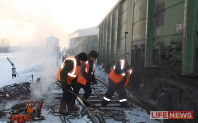 %D0%9F%D0%BE%D0%B5%D0%B7%D0%B4%20%D1%81%20%D1%83%D0%B3%D0%BB%D0%B5%D0%BC%20%D1%81%D0%BE%D1%88%D0%B5%D0%BB%20%D1%81%20%D1%80%D0%B5%D0%BB%D1%8C%D1%81%D0%BE%D0%BC%20%D0%BF%D0%BE%D0%B4%20%D0%9A%D1%80%D0%B0%D1%81%D0%BD%D0%BE%D1%8F%D1%80%D1%81%D0%BA%D0%BE%D0%BC