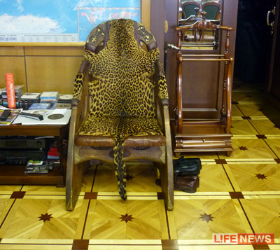 %D0%9F%D0%BE%D0%B4%D0%B0%D1%80%D0%BE%D0%BA%20%D0%9C%D1%83%D0%B0%D0%BC%D0%BC%D0%B0%D1%80%D0%B0%20%D0%9A%D0%B0%D0%B4%D0%B4%D0%B0%D1%84%D0%B8%20%D0%92%D0%BB%D0%B0%D0%B4%D0%B8%D0%BC%D0%B8%D1%80%D1%83%20%D0%96%D0%B8%D1%80%D0%B8%D0%BD%D0%BE%D0%B2%D1%81%D0%BA%D0%BE%D0%BC%D1%83