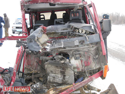 %D0%9C%D0%B0%D1%88%D0%B8%D0%BD%D0%B0%20%D0%BC%D1%83%D0%B7%D1%8B%D0%BA%D0%B0%D0%BD%D1%82%D0%BE%D0%B2%20%D0%BF%D1%80%D0%B5%D0%B2%D1%80%D0%B0%D1%82%D0%B8%D0%BB%D0%B0%D1%81%D1%8C%20%D0%B2%20%D0%B3%D1%80%D1%83%D0%B4%D1%83%20%D0%B6%D0%B5%D0%BB%D0%B5%D0%B7%D0%B0%20