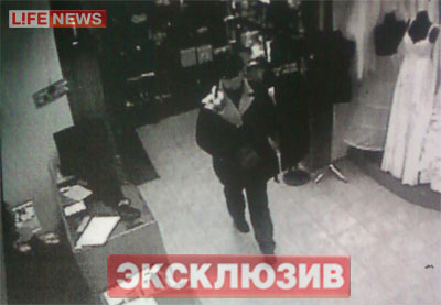 %D0%9A%20%D1%81%D0%B2%D0%BE%D0%B8%D0%BC%20%D0%B6%D0%B5%D1%80%D1%82%D0%B2%D0%B0%D0%BC%20%D0%B1%D0%B0%D0%BD%D0%B4%D0%B8%D1%82%D1%8B%20%D0%BD%D0%B5%D0%B8%D0%B7%D0%BC%D0%B5%D0%BD%D0%BD%D0%BE%20%D0%B7%D0%B0%D1%85%D0%BE%D0%B4%D0%B8%D0%BB%D0%B8%20%D1%81%20%D0%B1%D1%83%D0%BA%D0%B5%D1%82%D0%BE%D0%BC%20%D0%B6%D0%B5%D0%BB%D1%82%D1%8B%D1%85%20%D1%85%D1%80%D0%B8%D0%B7%D0%B0%D0%BD%D1%82%D0%B5%D0%BC