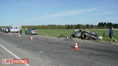 %D0%9C%D0%B0%D1%88%D0%B8%D0%BD%D1%8B%20%D0%BF%D0%BE%D1%81%D0%BB%D0%B5%20%D1%83%D0%B4%D0%B0%D1%80%D0%B0%20%D0%BE%D1%82%D0%B1%D1%80%D0%BE%D1%81%D0%B8%D0%BB%D0%BE%20%D0%BD%D0%B0%20%D0%BD%D0%B5%D1%81%D0%BA%D0%BE%D0%BB%D1%8C%D0%BA%D0%BE%20%D0%BC%D0%B5%D1%82%D1%80%D0%BE%D0%B2