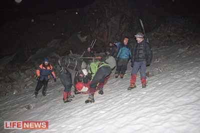 %D0%90%D0%BB%D1%8C%D0%BF%D0%B8%D0%BD%D0%B8%D1%81%D1%82%D0%BA%D1%83%20%D1%81%D0%BF%D0%B0%D1%81%D0%B0%D0%BB%D0%B8%20%D1%81%20%D0%B2%D1%8B%D1%81%D0%BE%D1%82%D1%8B%203000%20%D0%BC%D0%B5%D1%82%D1%80%D0%BE%D0%B2%20%D0%B2%20%D0%A1%D0%B8%D0%B1%D0%B8%D1%80%D0%B8