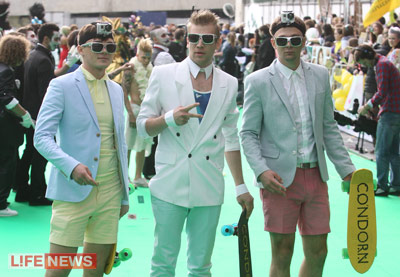 %D0%98%D0%B2%D0%B0%D0%BD%20%D0%94%D0%BE%D1%80%D0%BD%20%D0%BE%D0%BF%D0%BE%D0%B7%D0%B4%D0%B0%D0%BB%20%D0%BD%D0%B0%20%D1%82%D1%80%D0%B8%20%D1%87%D0%B0%D1%81%D0%B0%20%D0%B8%20%D0%BD%D0%B5%20%D0%B8%D0%B7%D0%B2%D0%B8%D0%BD%D0%B8%D0%BB%D1%81%D1%8F%20%D0%BF%D0%B5%D1%80%D0%B5%D0%B4%20%D0%BC%D0%BE%D1%81%D0%BA%D0%BE%D0%B2%D1%81%D0%BA%D0%BE%D0%B9%20%D0%BF%D1%83%D0%B1%D0%BB%D0%B8%D0%BA%D0%BE%D0%B9