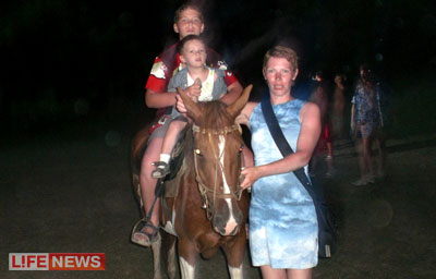 %D0%9E%D0%BB%D1%8C%D0%B3%D0%B0%20%D0%92%D0%BE%D0%BB%D0%BE%D0%B1%D1%83%D0%B5%D0%B2%D0%B0%20%D1%81%20%D0%B4%D0%B5%D1%82%D1%8C%D0%BC%D0%B8