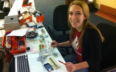 %D0%90%D1%80%D0%B8%D1%8D%D0%BB%D1%8C%20%D0%A6%D1%83%D0%BA%D0%B5%D1%80%D0%B1%D0%B5%D1%80%D0%B3%20-%20%D1%82%D0%B5%D0%BF%D0%B5%D1%80%D1%8C%20%D1%81%D0%BE%D1%82%D1%80%D1%83%D0%B4%D0%BD%D0%B8%D0%BA%20Google%20(%D1%84%D0%BE%D1%82%D0%BE%3A%20mashable.com)