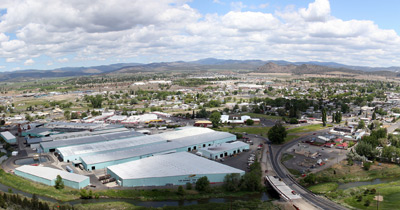 %D0%9F%D1%80%D0%B0%D0%B9%D0%BD%D0%B2%D0%B8%D0%BB%D0%BB%D1%8C%2C%20%D1%88%D1%82%D0%B0%D1%82%20%D0%9E%D1%80%D0%B5%D0%B3%D0%BE%D0%BD%2C%20%D0%BC%D0%B5%D1%81%D1%82%D0%BE%20%D1%81%D1%82%D1%80%D0%BE%D0%B8%D1%82%D0%B5%D0%BB%D1%8C%D1%81%D1%82%D0%B2%D0%B0%20%D0%BD%D0%BE%D0%B2%D0%BE%D0%B3%D0%BE%20%D0%B4%D0%B0%D1%82%D0%B0-%D1%86%D0%B5%D0%BD%D1%82%D1%80%D0%B0%20Facebook%20(%D1%84%D0%BE%D1%82%D0%BE%3A%20Wikipedia)