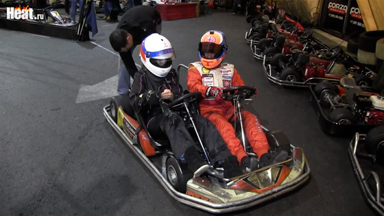 Мария осваивает новый двухместный карт