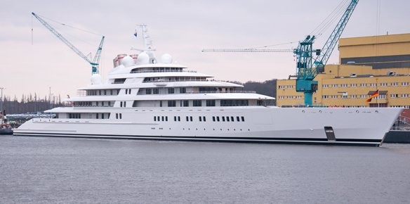 %D0%AF%D1%85%D1%82%D0%B0%20Azzam%20-%20%D1%81%D0%B0%D0%BC%D0%B0%D1%8F%20%D0%B1%D0%BE%D0%BB%D1%8C%D1%88%D0%B0%D1%8F%20%D0%B2%20%D0%BC%D0%B8%D1%80%D0%B5%20(%D1%84%D0%BE%D1%82%D0%BE%3A%20superyachts.com)