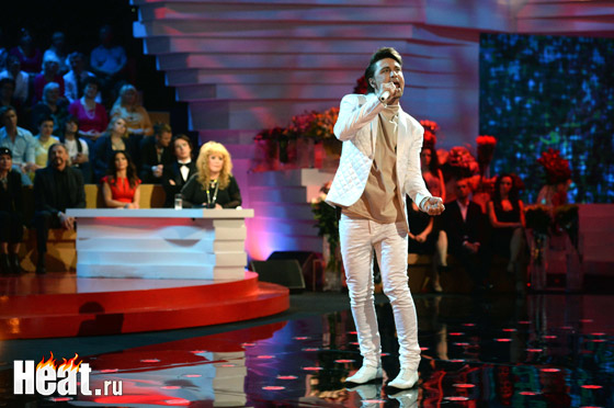 Дима Билан исполнил легендарное "Не отрекаются любя"