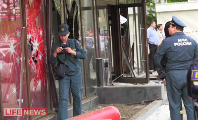 %D0%92%20%D1%80%D0%B5%D0%B7%D1%83%D0%BB%D1%8C%D1%82%D0%B0%D1%82%D0%B5%20%D0%B2%D0%B7%D1%80%D1%8B%D0%B2%D0%B0%20%D0%BF%D0%BE%D1%81%D1%82%D1%80%D0%B0%D0%B4%D0%B0%D0%BB%D0%BE%204%20%D1%87%D0%B5%D0%BB%D0%BE%D0%B2%D0%B5%D0%BA%D0%B0