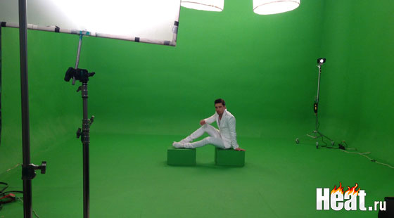 Дима Билан в студии занят подготовкой к шоу