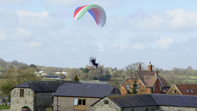 %20%D0%9B%D0%B5%D1%82%D0%B0%D1%8E%D1%89%D0%B8%D0%B9%20%D0%B2%D0%B5%D0%BB%D0%BE%D1%81%D0%B8%D0%BF%D0%B5%D0%B4%20%D1%81%D0%BA%D0%BE%D1%80%D0%BE%20%D0%BF%D0%BE%D1%81%D1%82%D1%83%D0%BF%D0%B8%D1%82%20%D0%B2%20%D0%BF%D1%80%D0%BE%D0%B4%D0%B0%D0%B6%D1%83%20(%D1%84%D0%BE%D1%82%D0%BE%3A%20Telegraph)