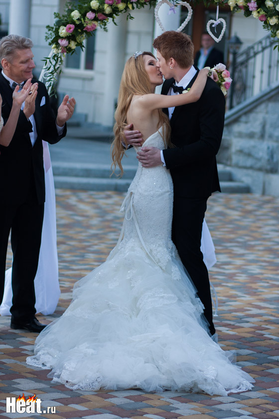 Эксклюзивные фото: свадьба Никиты Преснякова и Алены Красновой
