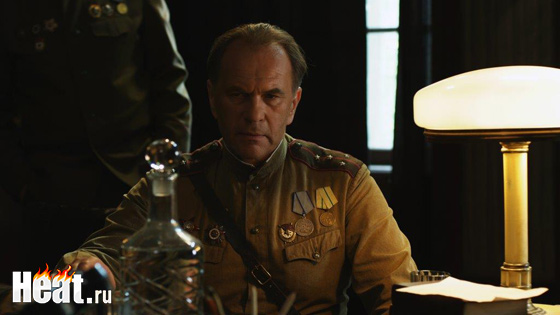 Герою Алексея Гуськова придется учить девушке танцам