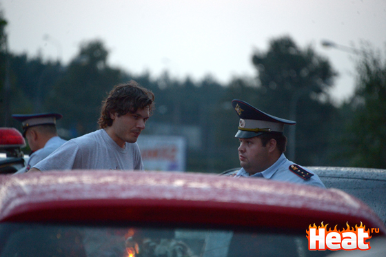 Влюбленным пришлось отменить романтический вечер