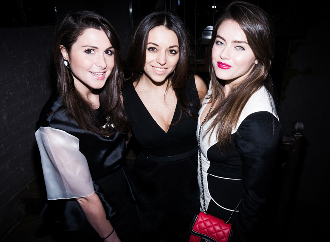 Светские дамы Лаура Джугелия и Яна Валенсия, певица Вика Крутая