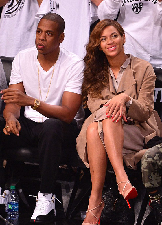 Бейонсе и Jay-Z появились без обручальных колец