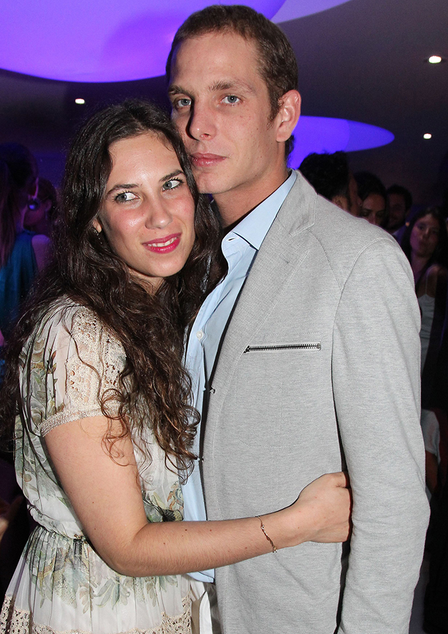 Роман влюбленных длится уже восемь лет