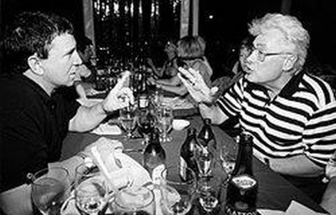Когда-то Анатолий Кашпировский и Аллан Чумак поддерживали приятельские отношения и даже сидели за одним столом на банкетах