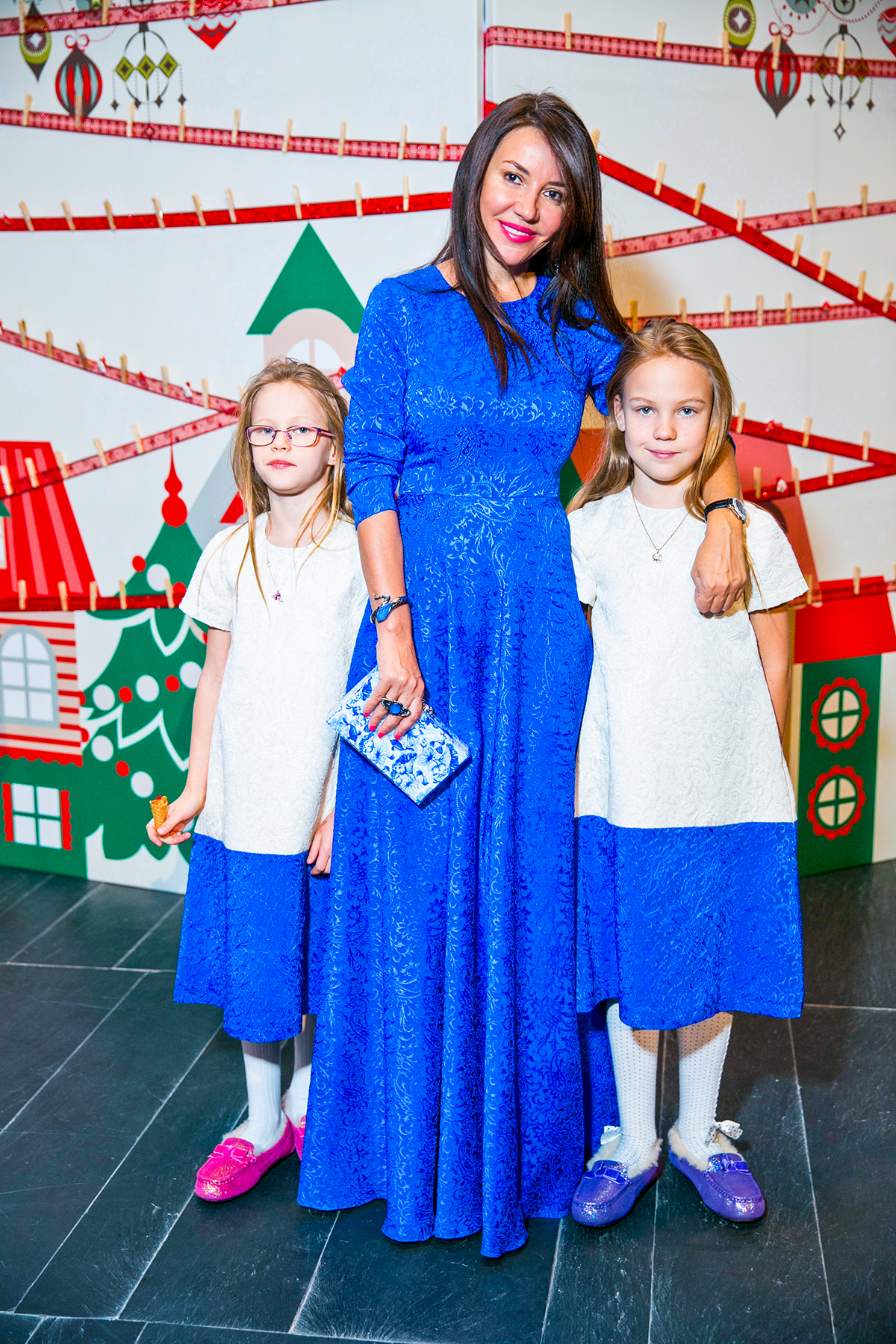 Ирина Чайковская с дочерьми Эллой и Илоной
