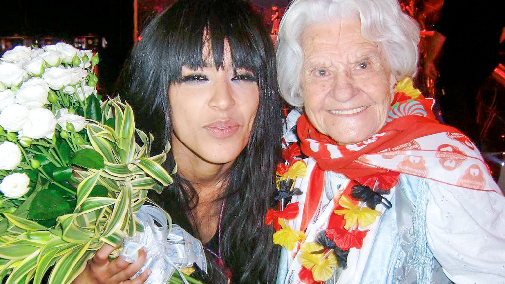 Бабушка Элла в 2012 году предсказала победу шведской певице Loreen