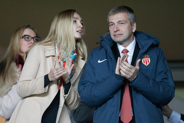 Анна и Дмитрий на футбольном матче Монако-Арсенал