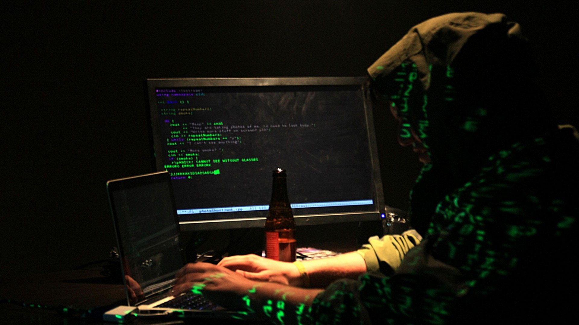 Хакеры взломали Twitter-аккаунты ИГИЛ и начали публиковать там гей-порно