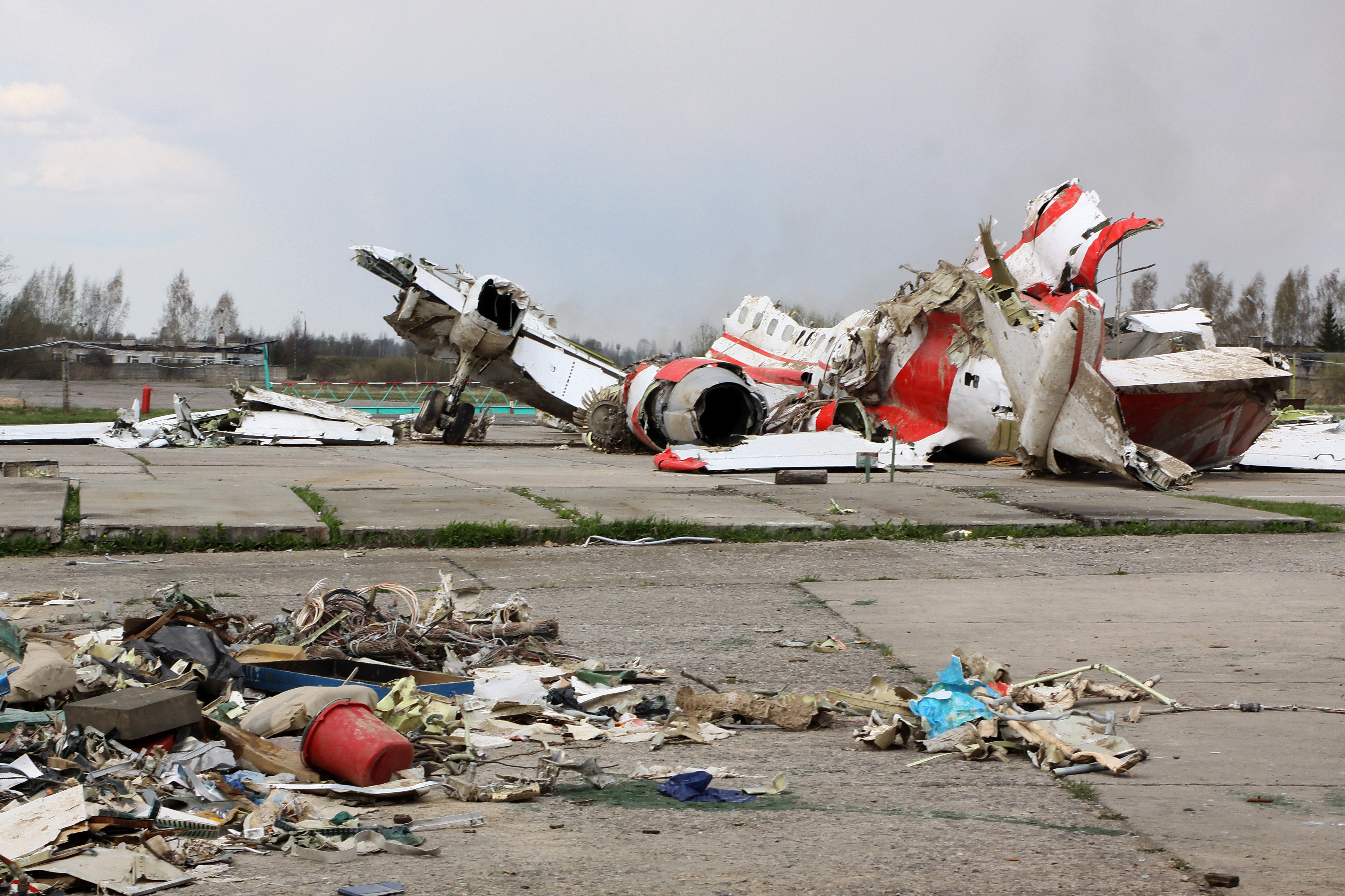 Экспертизы не подтвердили взрыва на борту польского Ту-154, разбившегося под Смоленском