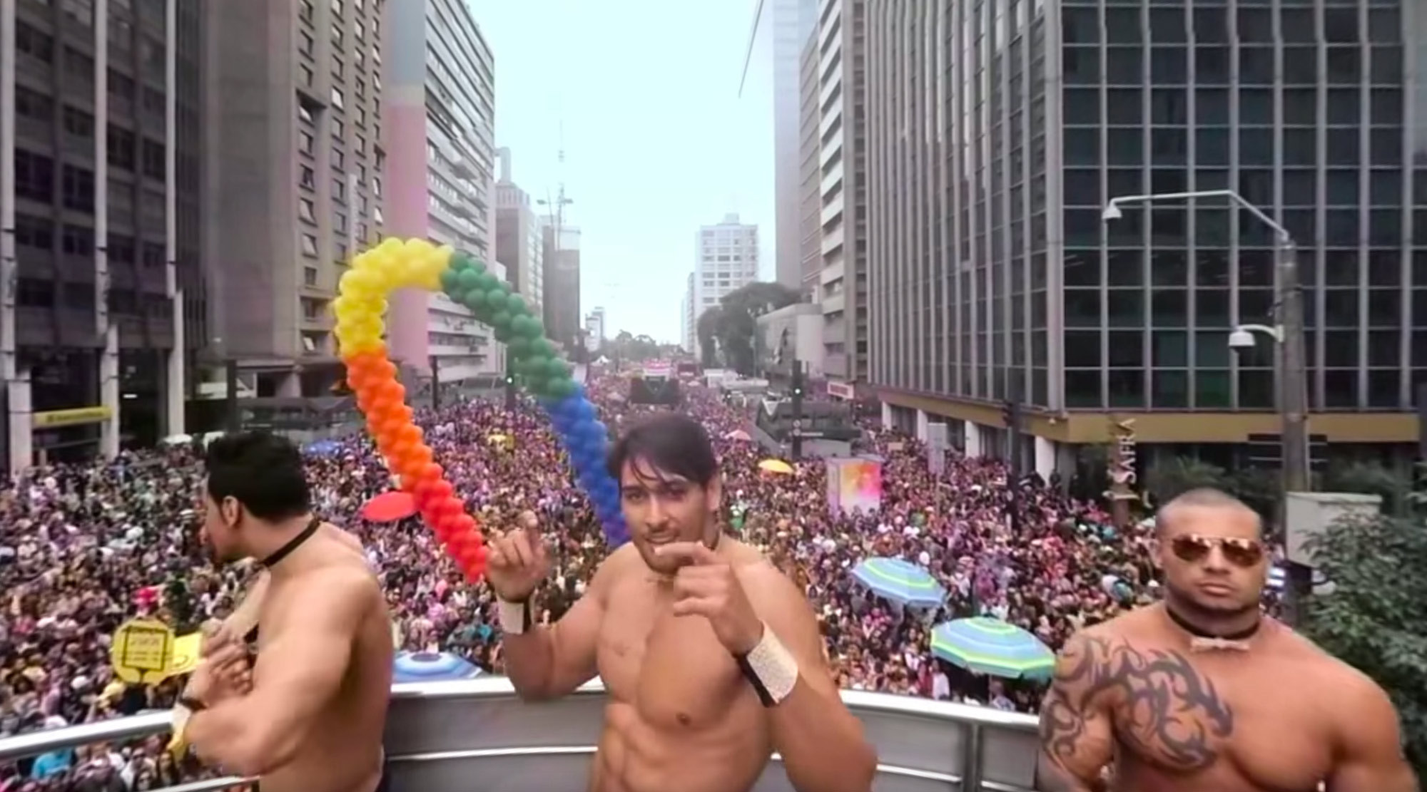 Google проведёт виртуальный гей-парад