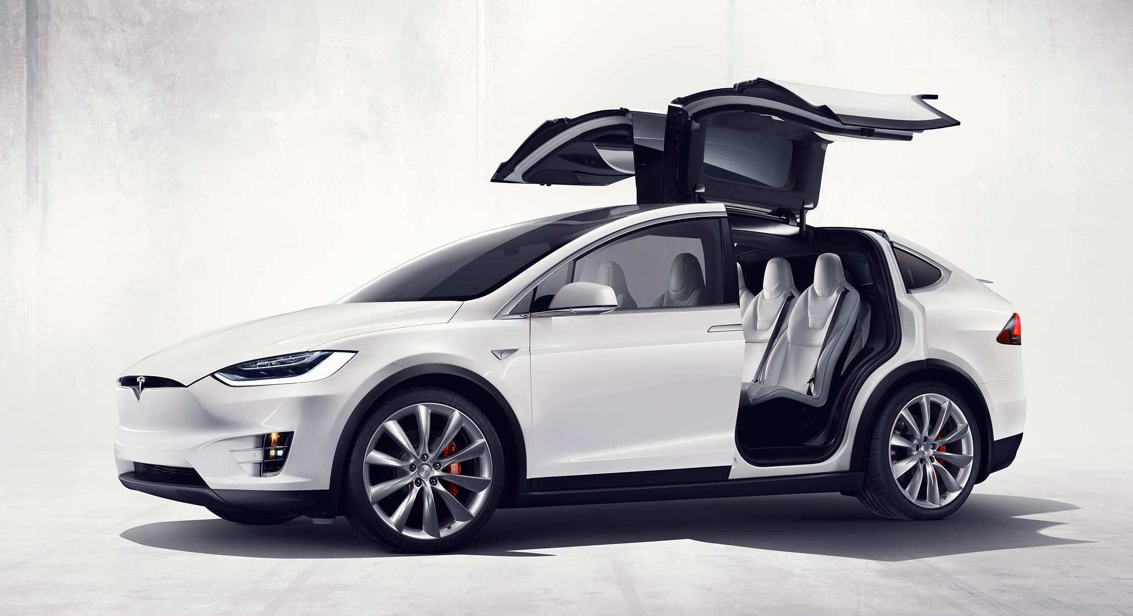Tesla Model X. Фото: &copy; Tesla Motors