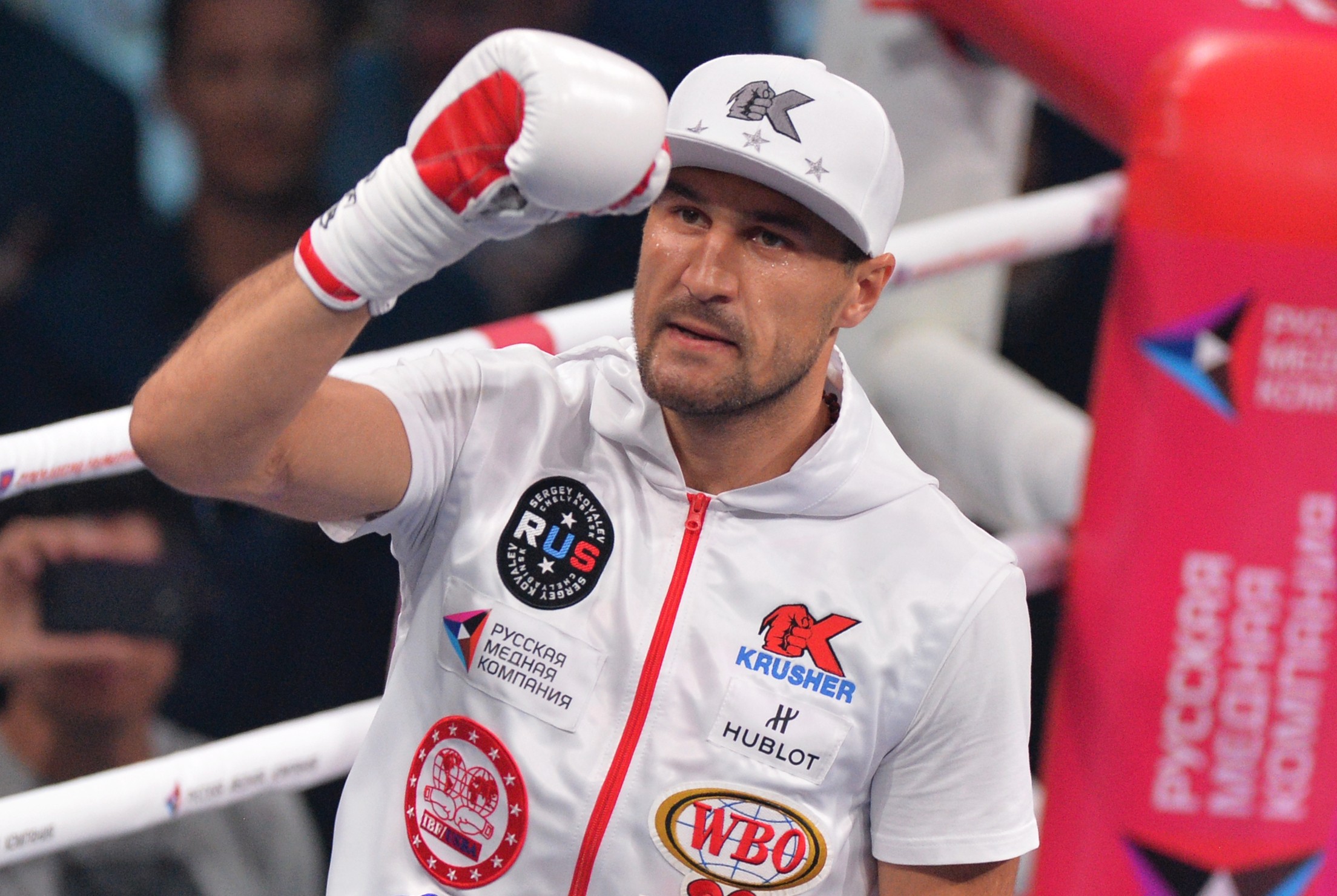 чемпион мира по боксу сергей ковалев. википедия сергея ковалева. сергей ковалев тервел пулев. википедия сергея ковалева. сергей крашер ковалев.