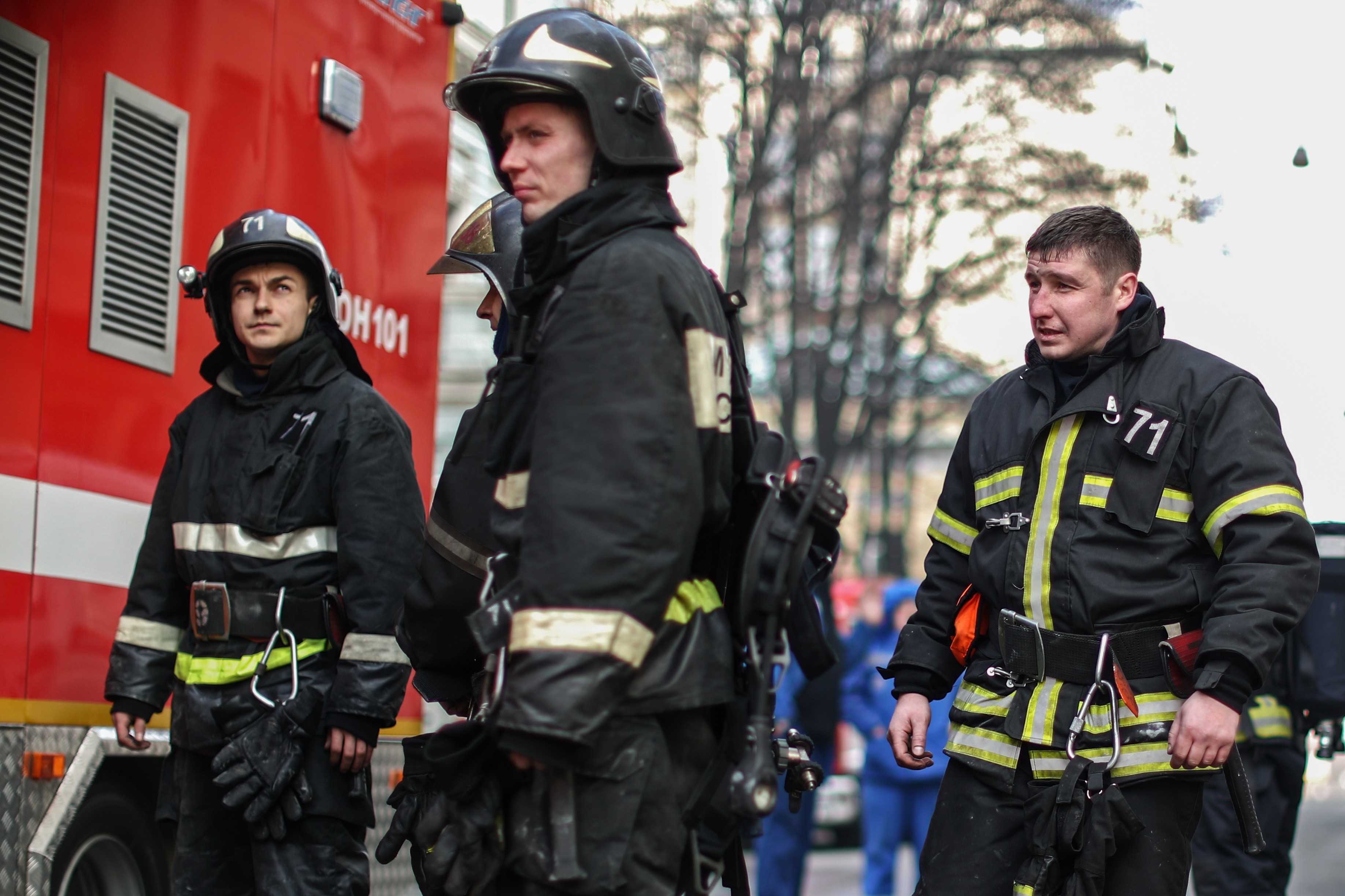 Жилой дом в центре Москвы эвакуировали из-за пожара