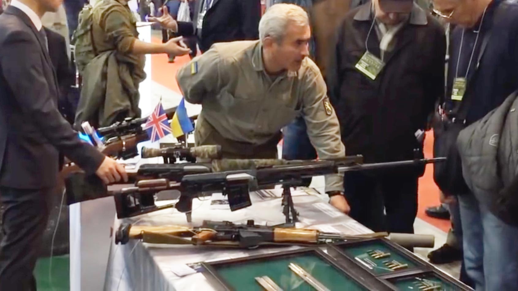 Кадр видео &ldquo;Stiletto Systems shows new STL&ndash;016 sniper rifle for the Ukrainian Armed Forces&rdquo;. Скриншот &copy; L!FE