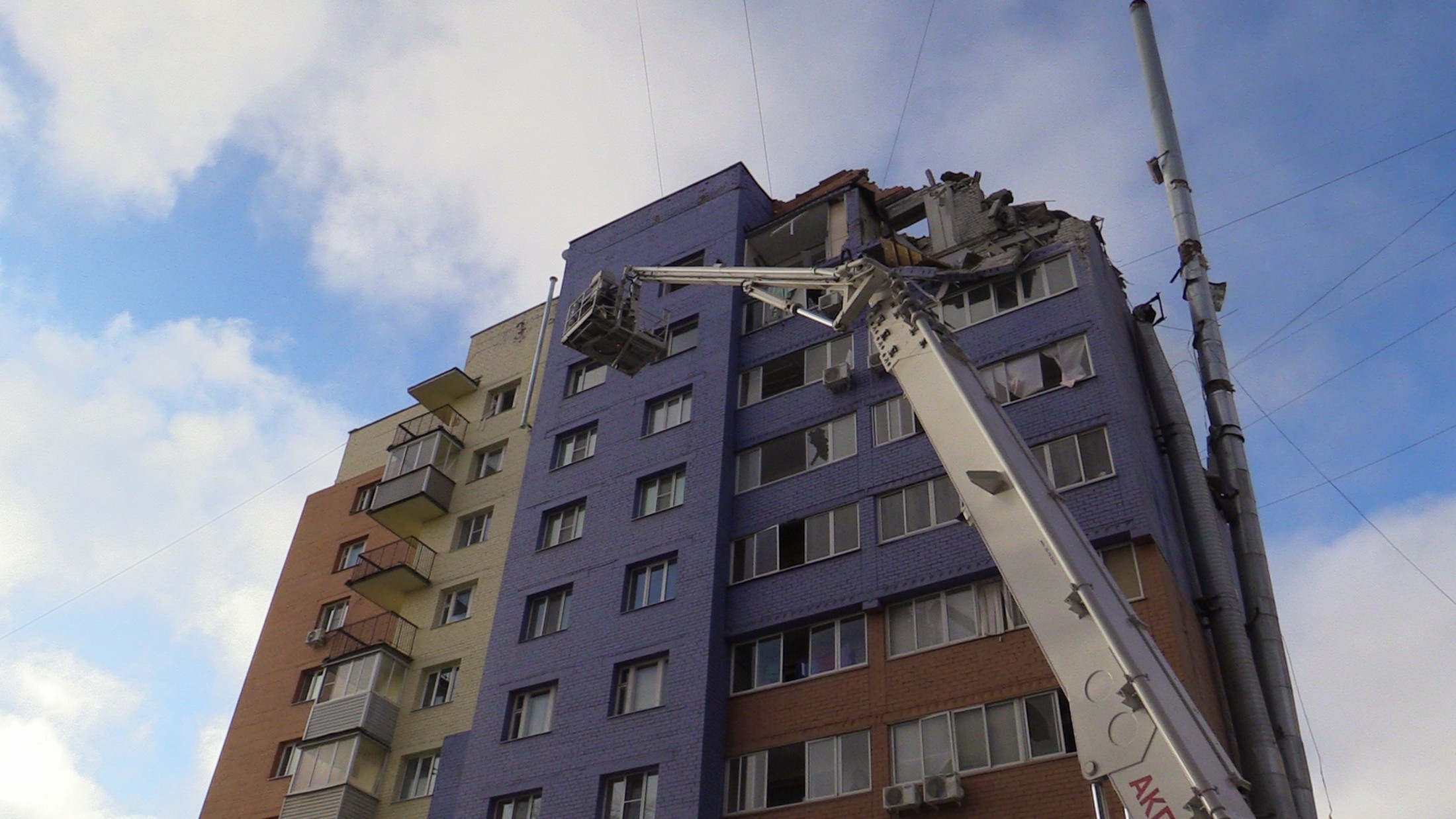 Газ жило. Взрыв бытового газа в Рязани. Взрыв газа в многоэтажном доме. Взрыв газа в жилом доме в Рязани 2016. Взрыв газа в монолитном доме.