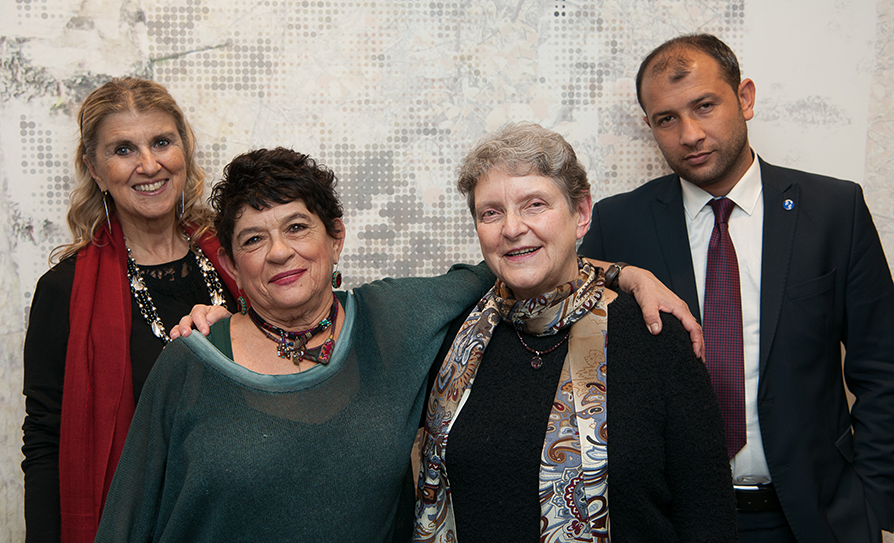 Светлана Ганнушкина (на фото &mdash; вторая справа) и другие лауреаты премии. Фото: сайт&nbsp;The Right Livelihood Award