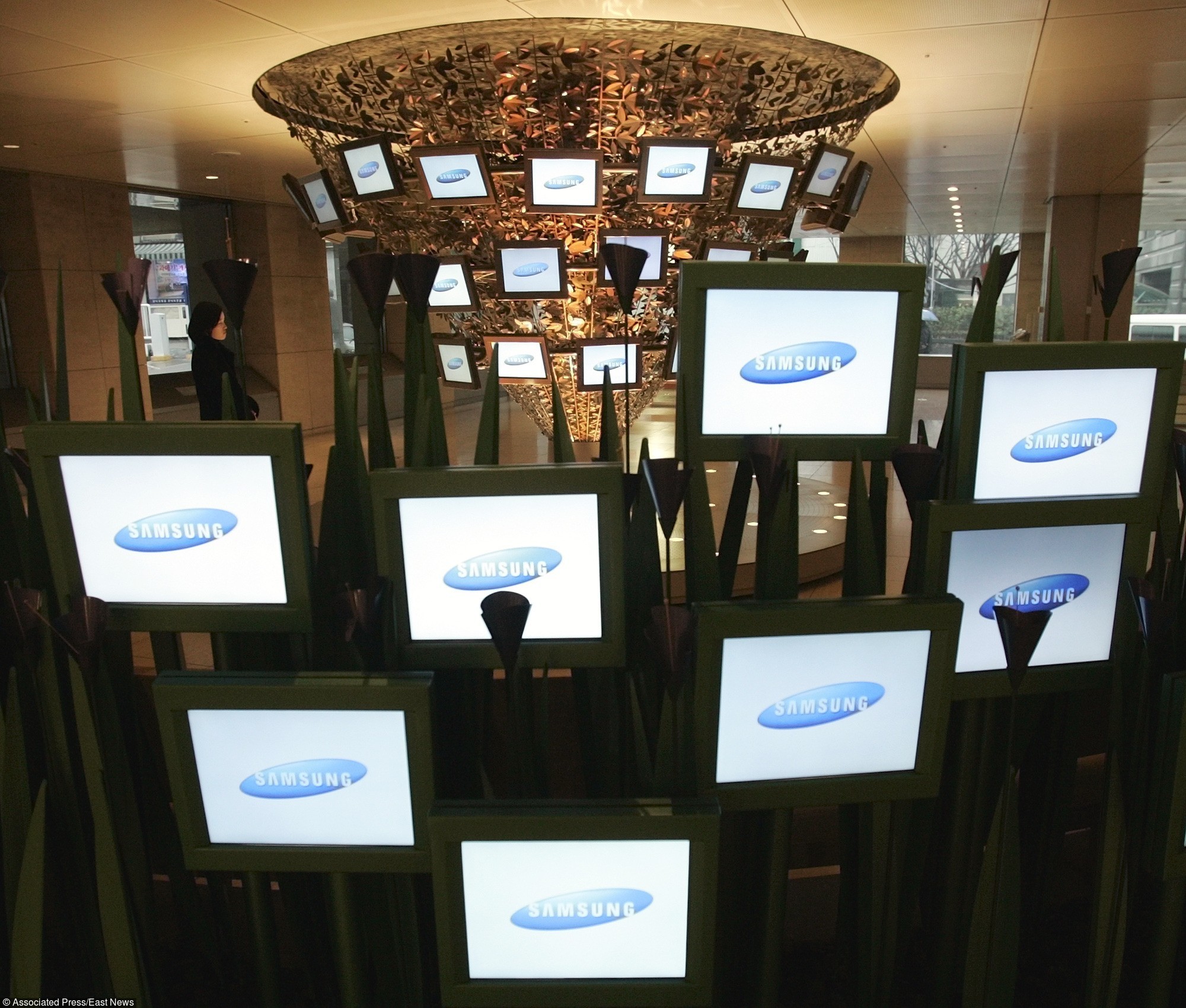 Компания Samsung получила патент на беспилотную летающую тарелку