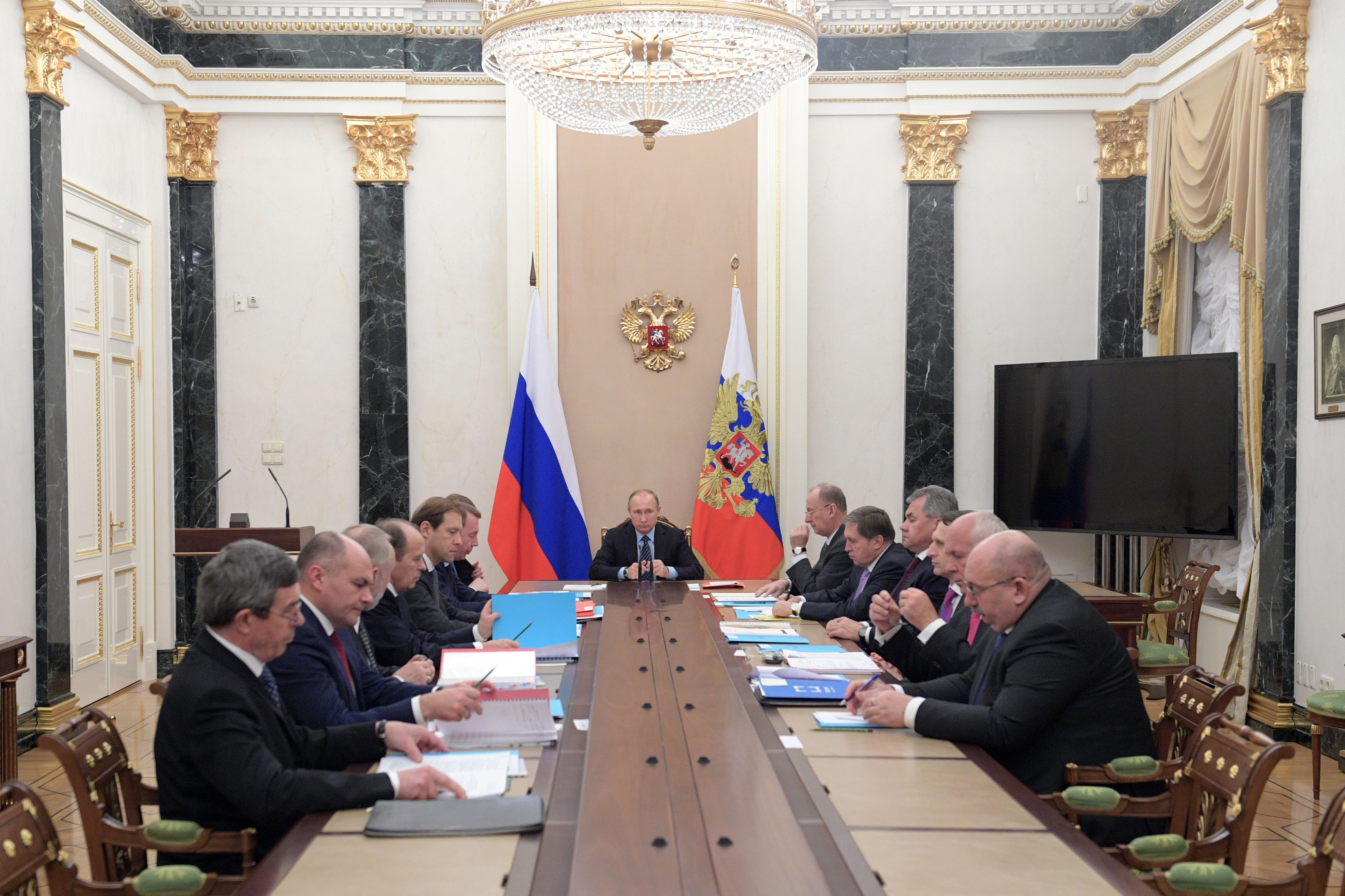 Новоогарево. Резиденция Ново-Огарево. Дом Путина в Ново-Огарево. Заседание по военно-техническому сотрудничеству. Соседи Путина в Ново-Огарево.