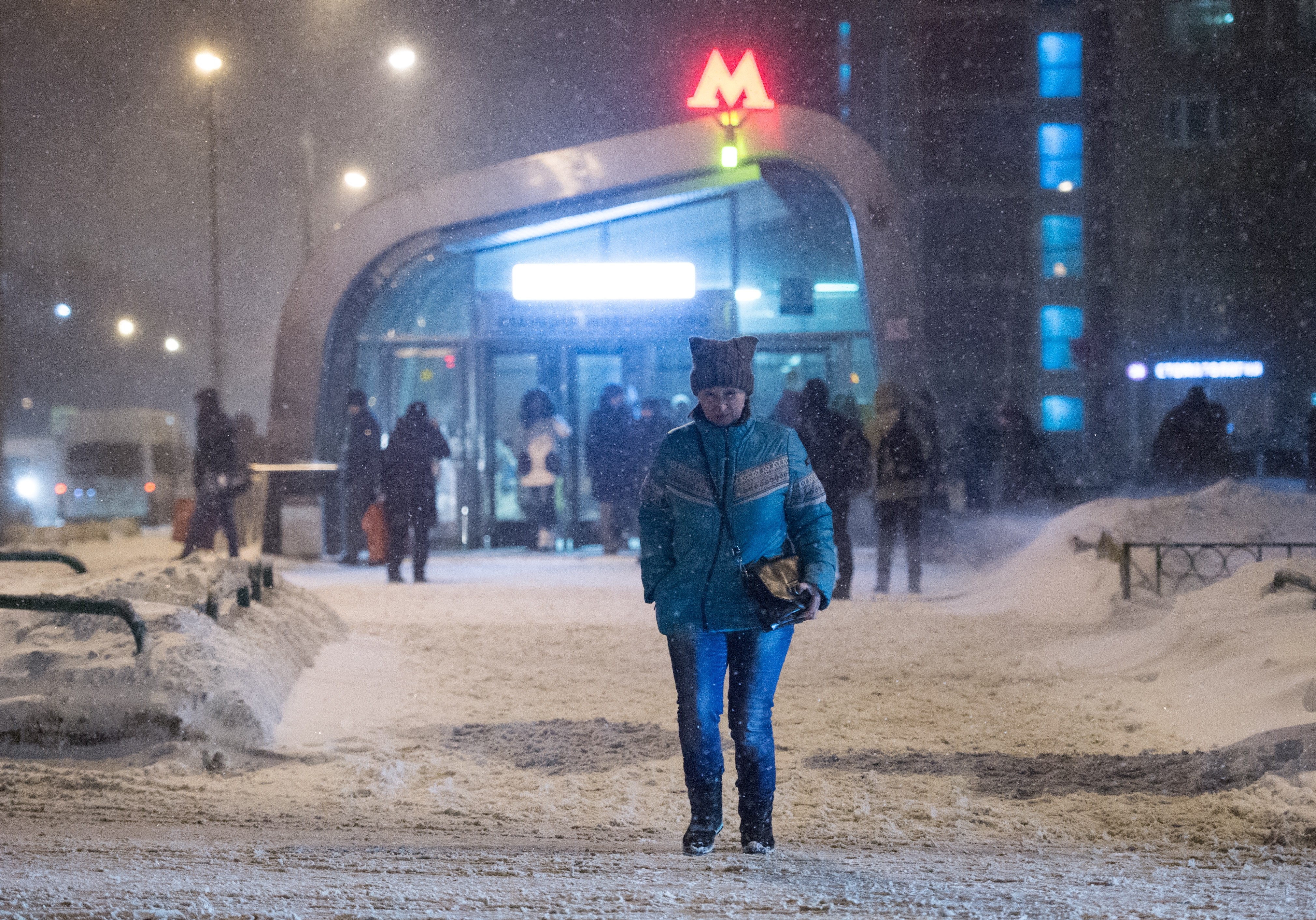 Помощь приехавшим в москву